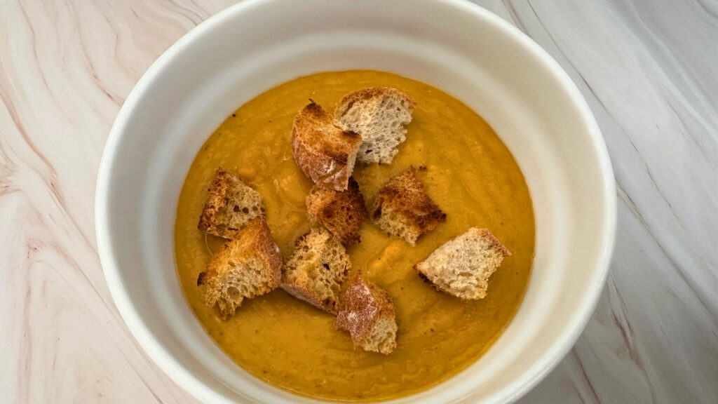 zupa krem z soczewicy czerwonej i marchewki